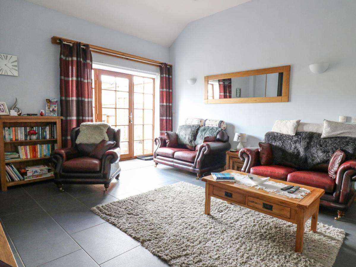 Yr Hen Llaethdy Villa Troedyraur Ngoại thất bức ảnh